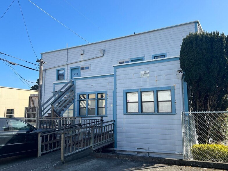 326 I St, Eureka, CA à vendre - Photo du bâtiment - Image 2 de 16