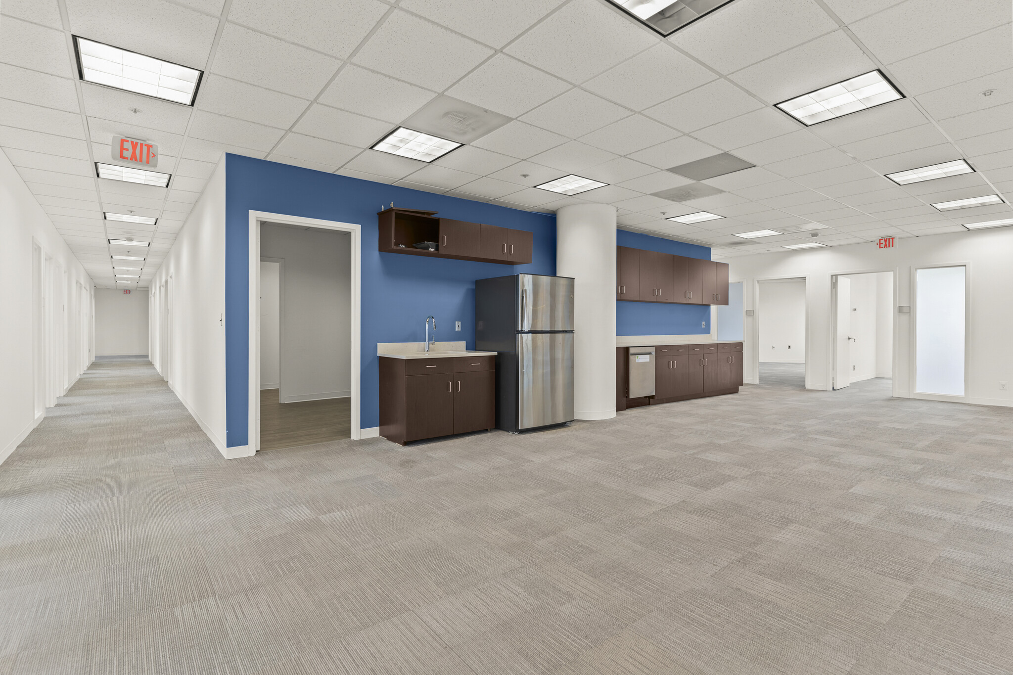 7918 Jones Branch Dr, McLean, VA à louer Photo intérieure- Image 1 de 6