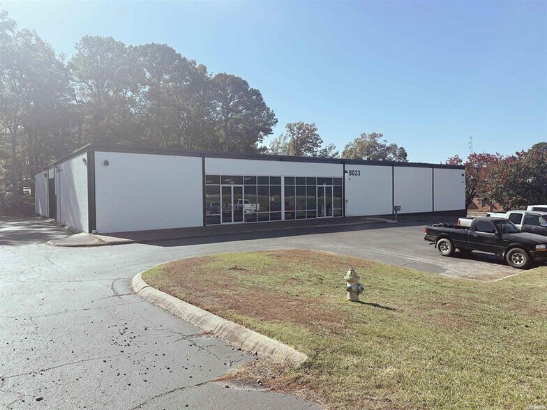 8023 Interstate 30, Little Rock, AR à louer - Photo du bâtiment - Image 1 de 19