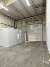 301 Miami St, West Columbia, SC for lease Interior Photo- Image 2 of 4