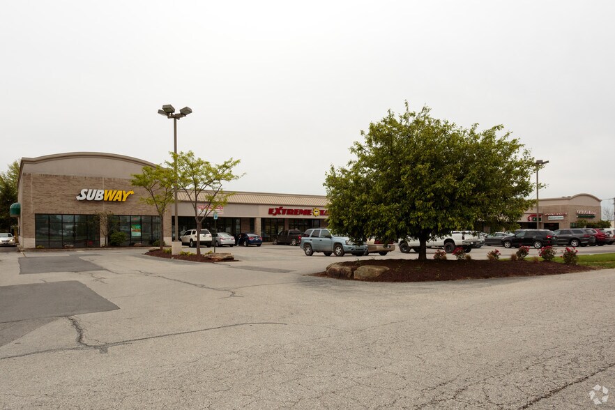 1360 Indianapolis Rd, Greencastle, IN for lease - Primary Photo - Image 1 of 2
