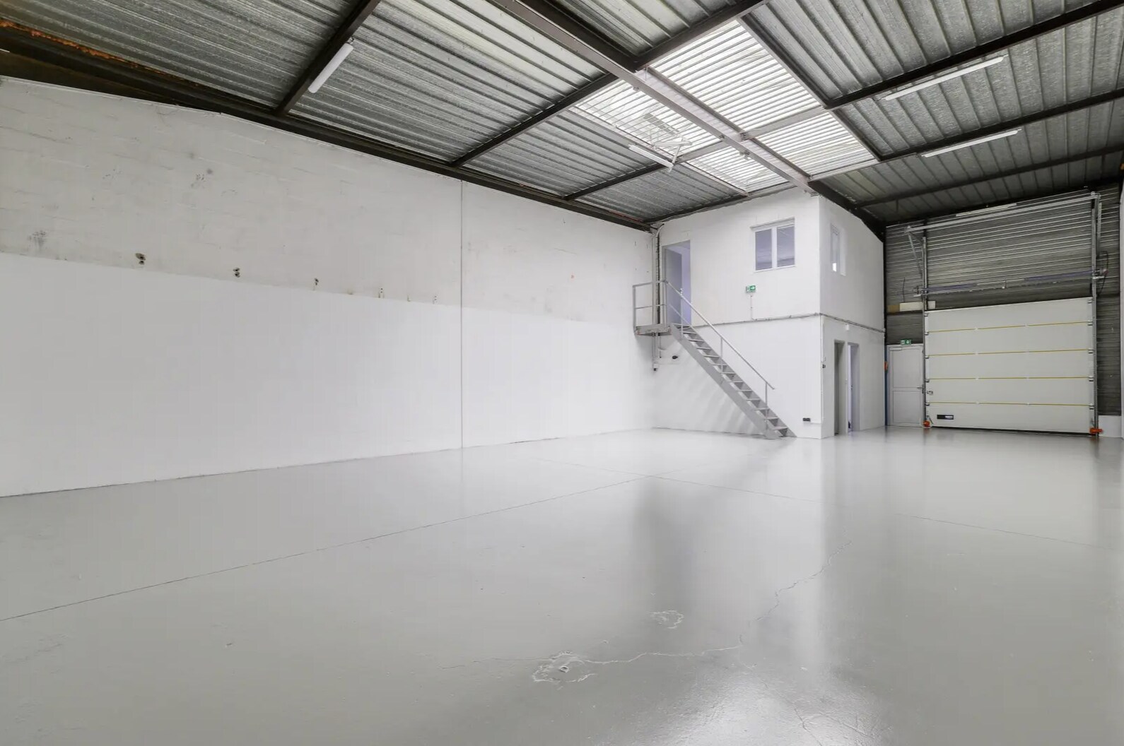 Avenue Des Bethunes, Saint-Ouen-l'Aumône à louer Photo intérieure- Image 1 de 4