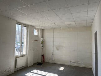 More details for 9 Rue Pierre Et Marie Curie, Ivry-sur-Seine - Office for Lease