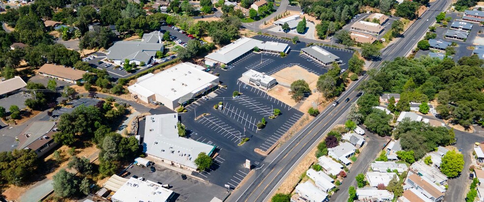 14661 Mono Way, Sonora, CA for lease - Building Photo - Image 2 of 11