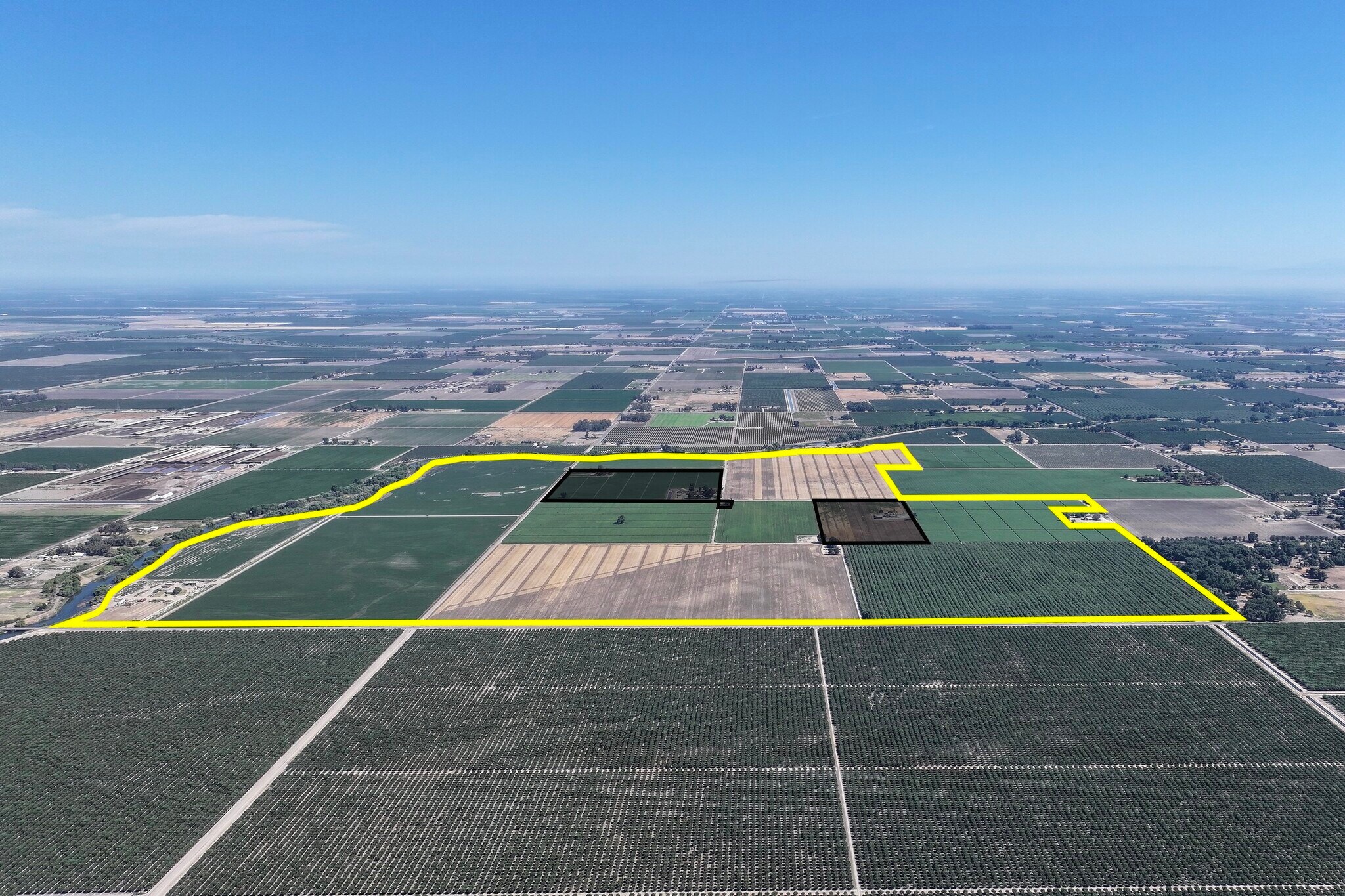 23001 Lacey Boulevard, Lemoore, CA for sale Primary Photo- Image 1 of 19