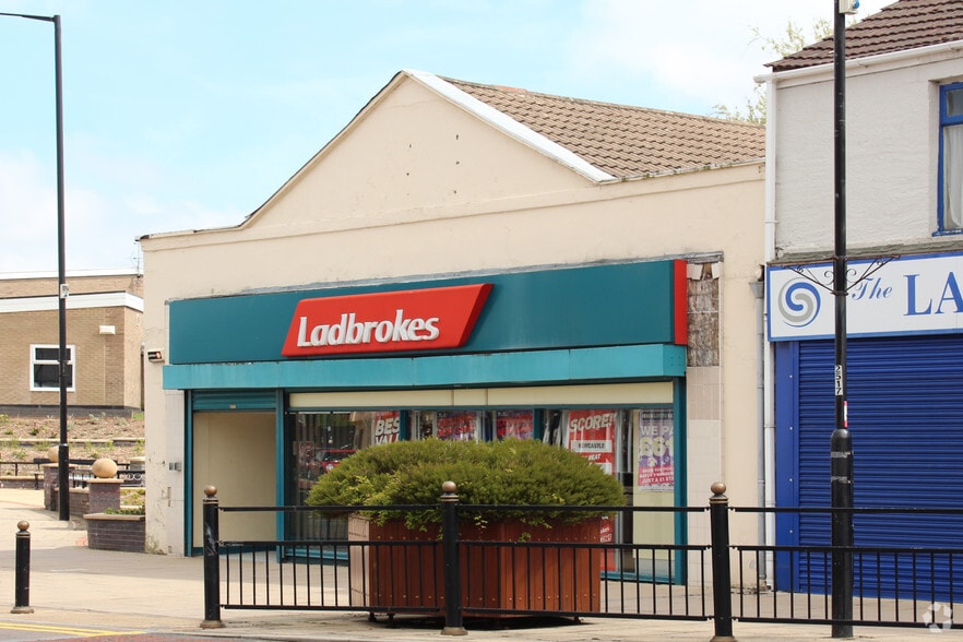 2 High St, Spennymoor for lease - Building Photo - Image 3 of 3