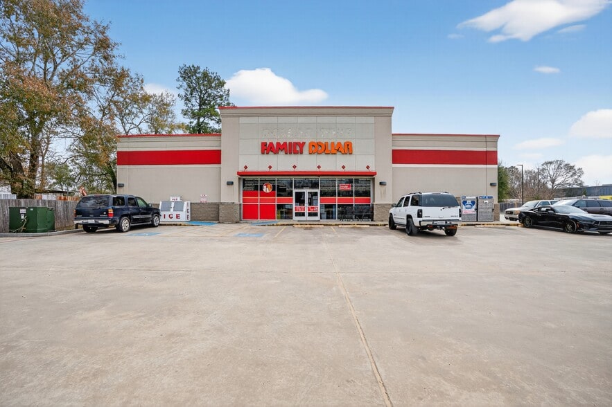 20084 TX-Hwy 105, Cleveland, TX à vendre - Photo du bâtiment - Image 2 de 7