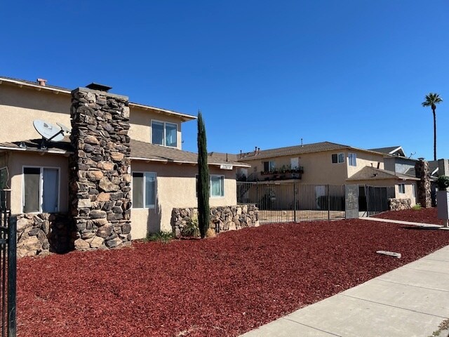 22850-22862 Allies Pl, Moreno Valley, CA à vendre - Photo du bâtiment - Image 1 de 14