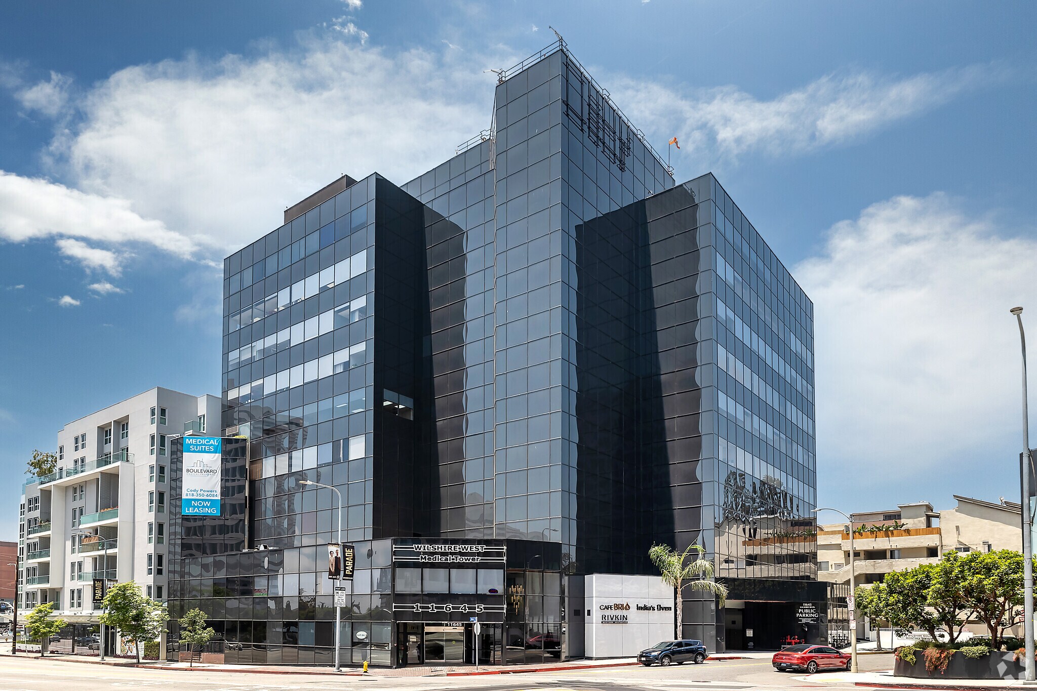 11645 Wilshire Blvd, Los Angeles, CA à louer Photo du bâtiment- Image 1 de 17