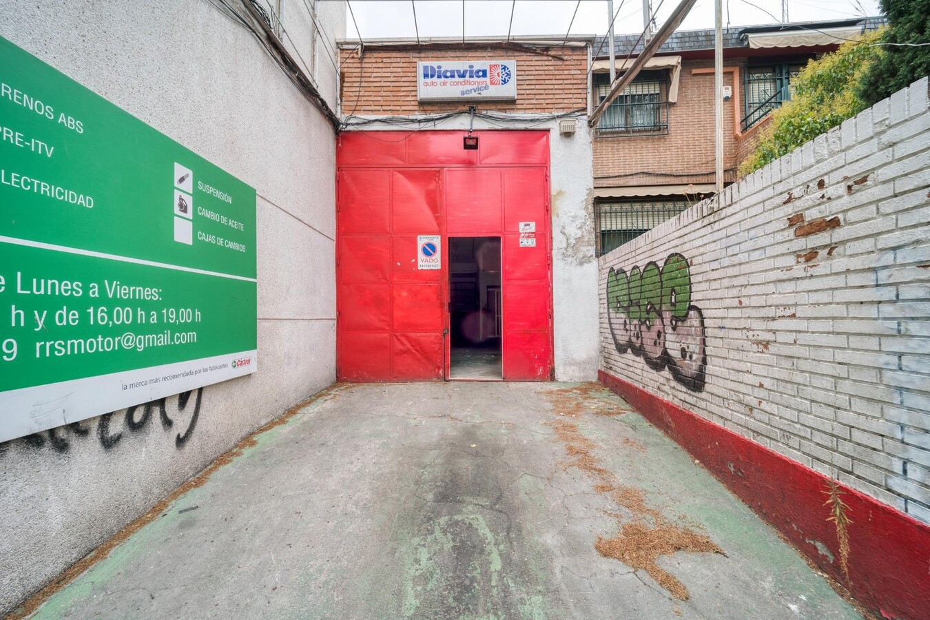 Madrid, MAD 28035 - Unit Pta. 01 - - Interior Photo - Image 1 of 13