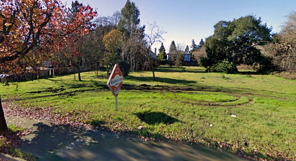 201 Farmers Ln, Santa Rosa, CA à vendre - Photo du bâtiment - Image 2 de 3