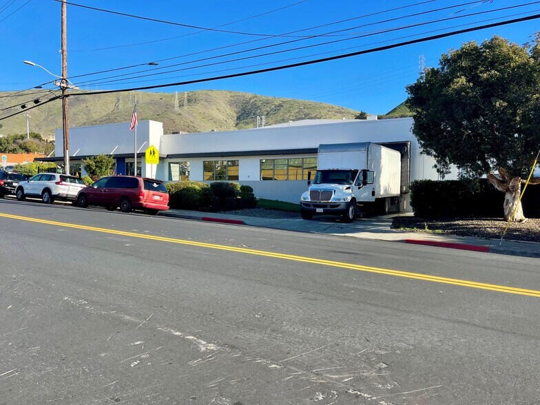 250 Hillside Blvd, South San Francisco, CA for lease - Building Photo - Image 2 of 2