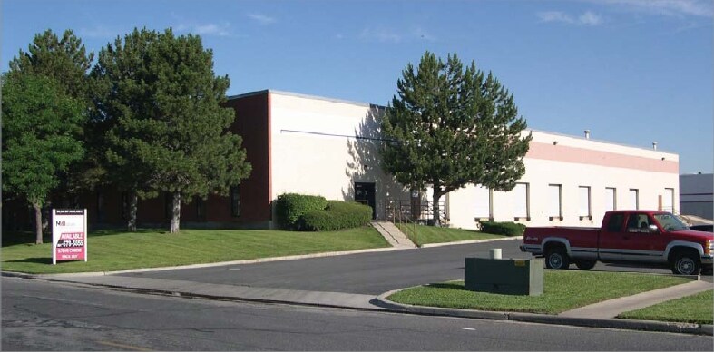 4464 W 2100 S, Salt Lake City, UT à louer - Photo du bâtiment - Image 3 de 7