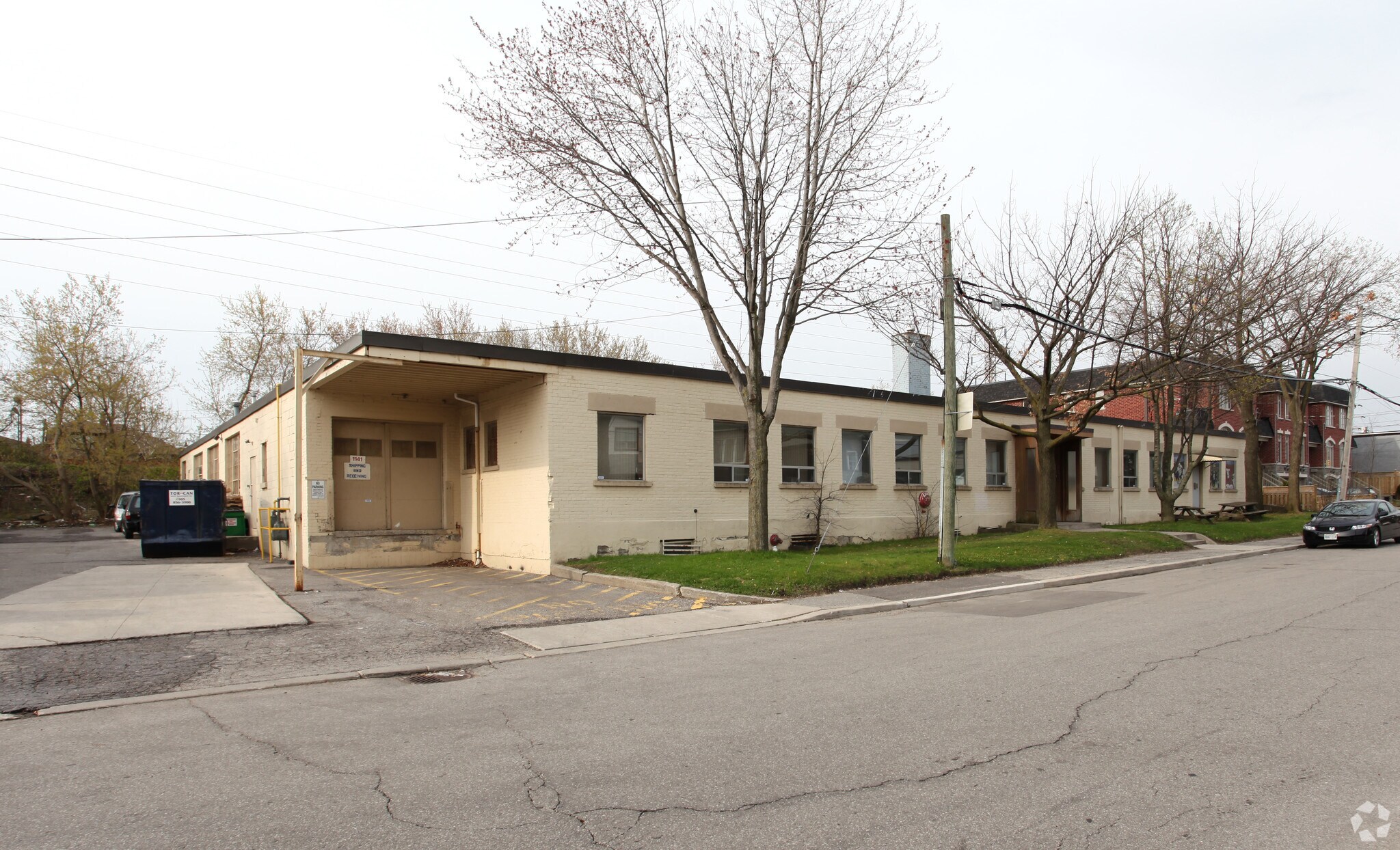 1141 Roselawn Ave, Toronto, ON à vendre Photo du bâtiment- Image 1 de 1