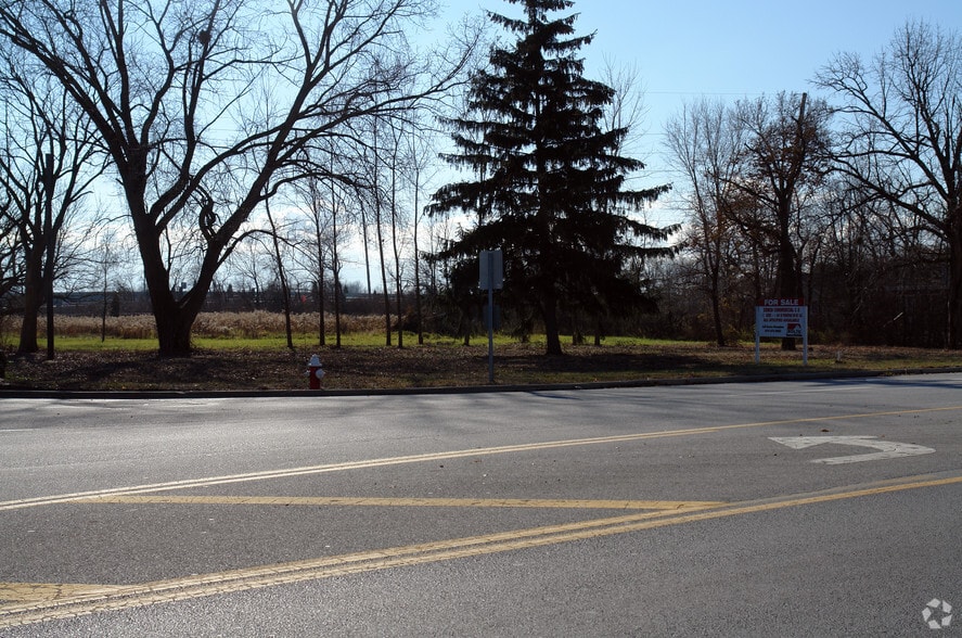 State Route 163, Port Clinton, OH for lease - Primary Photo - Image 1 of 9