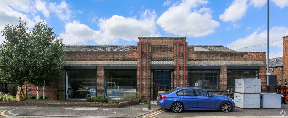 Argall Av, London for lease - Primary Photo - Image 1 of 4