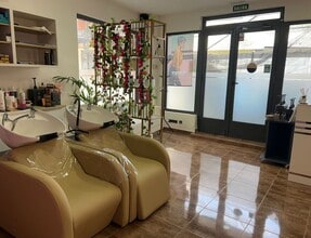 Commerce de détail dans Fuenlabrada, Madrid à louer Photo intérieure- Image 2 de 14