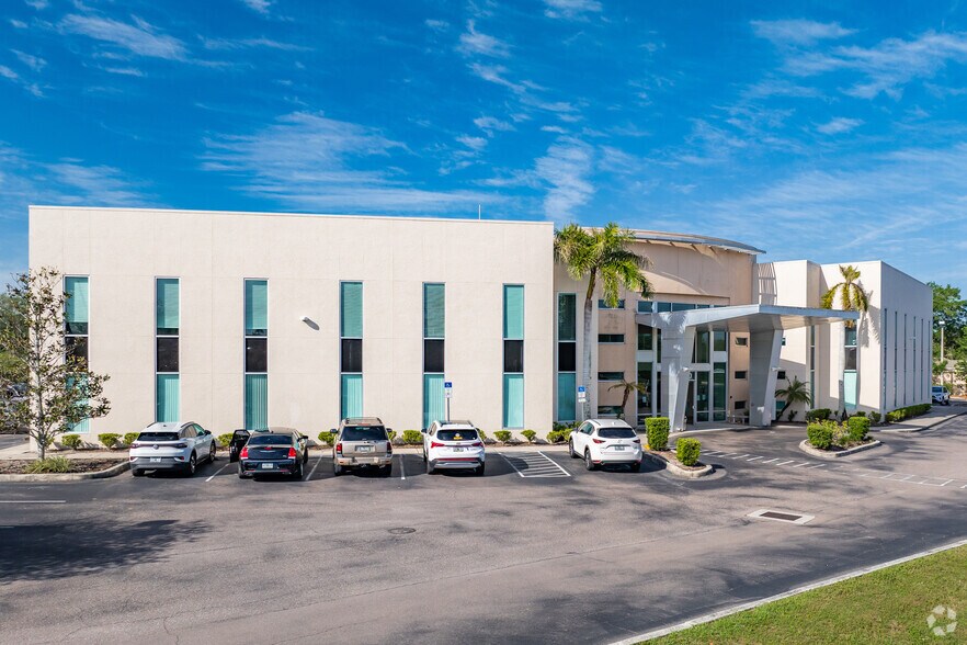 3180 Curlew Rd, Oldsmar, FL à louer - Photo principale - Image 3 de 20