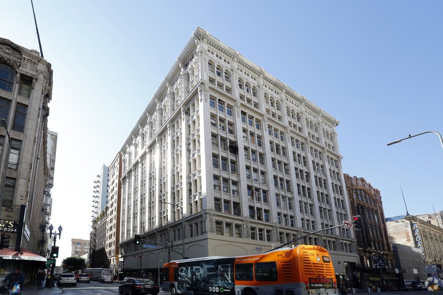 610 S Broadway, Los Angeles, CA à louer - Photo principale - Image 1 de 36