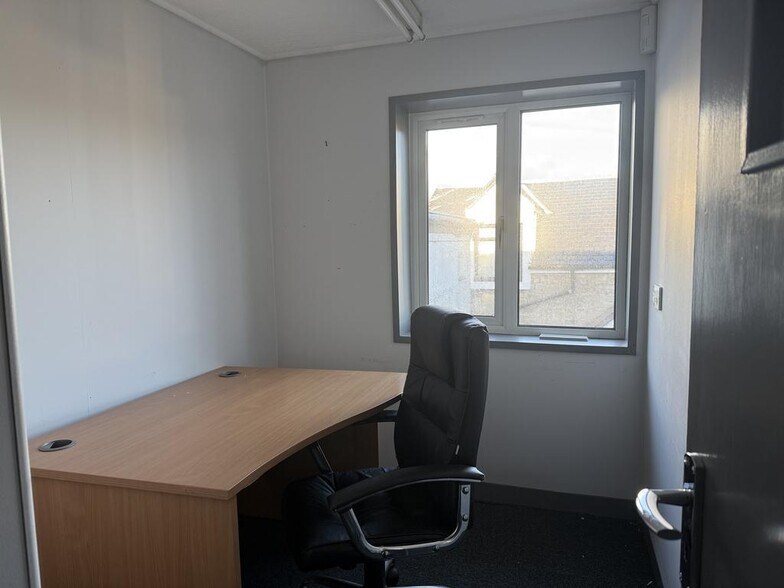 62 Muirs, Kinross à vendre - Photo du bâtiment - Image 2 de 7