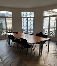2-4 Rue Lord Byron, Paris for sale Interior Photo- Image 1 of 6