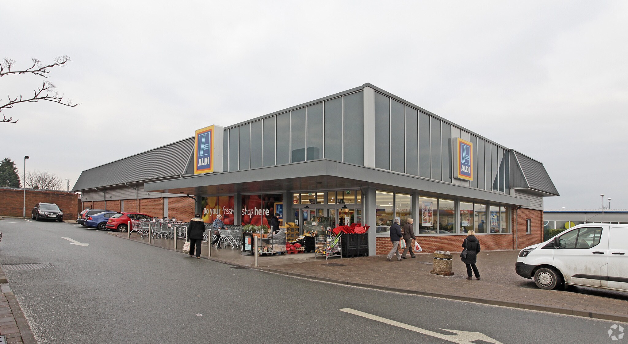 Dragon Ln, Durham à vendre Photo principale- Image 1 de 3