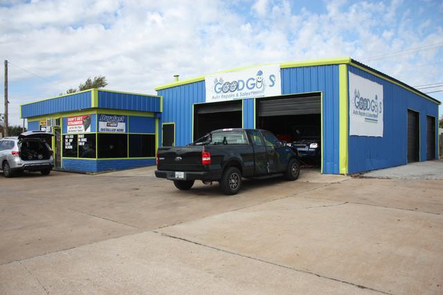 1301 NW Cache Rd, Lawton, OK for lease - Primary Photo - Image 1 of 24