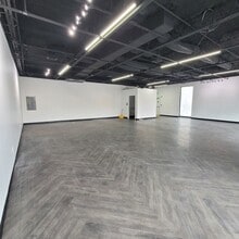 6124 Central Ave, Saint Petersburg, FL for lease Interior Photo- Image 2 of 3