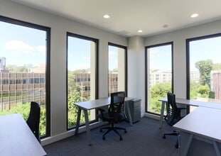 185 Great Neck Rd, Great Neck, NY à louer Photo intérieure- Image 1 de 1