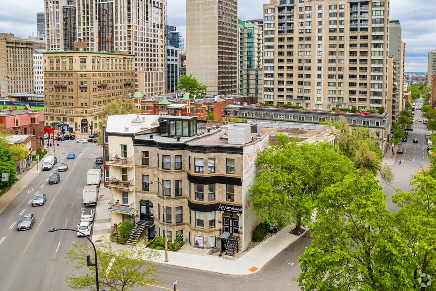 1604-1608 Av Selkirk, Montréal, QC à louer - Aérien - Image 2 de 14
