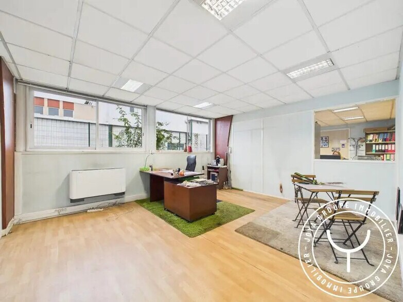 Office in Wissous for lease - Interior Photo - Image 2 of 2