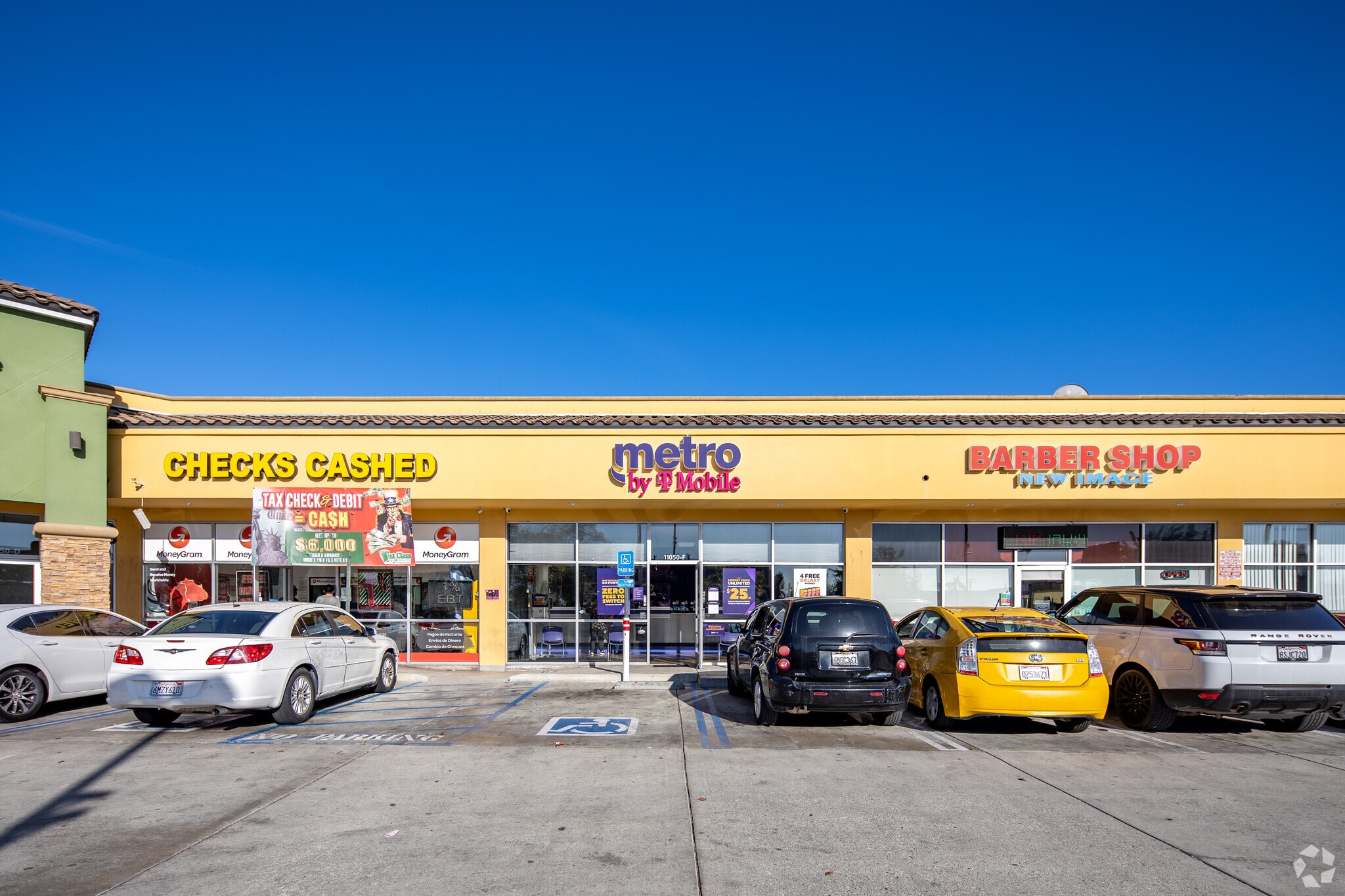 11050 Prairie Ave, Inglewood, CA for lease Primary Photo- Image 1 of 12