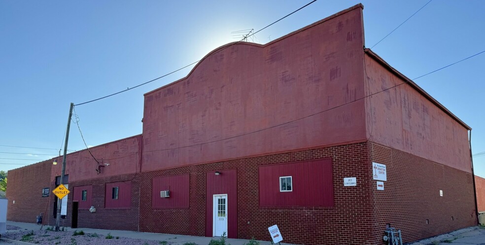 712-716 Market St, Sioux City, IA for lease - Building Photo - Image 1 of 3