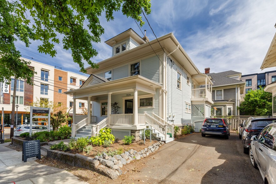 1536 NW 23rd Ave, Portland, OR à vendre - Photo du bâtiment - Image 2 de 16