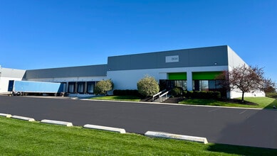 3820-3834 Zane Trace Dr, Columbus, OH à louer Photo intérieure- Image 1 de 4