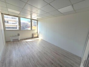 348 Avenue Du Prado, Marseille for lease Interior Photo- Image 1 of 4