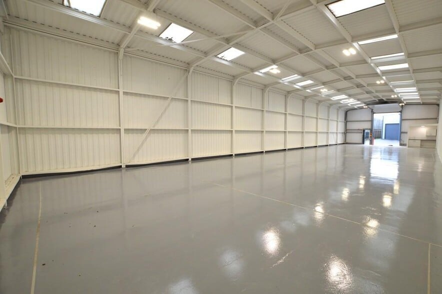 The Causeway, Heybridge for lease - Building Photo - Image 2 of 9
