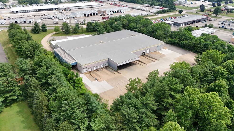 4100 Congress Pky, Richfield, OH for lease - Building Photo - Image 1 of 9