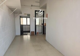 Industriel dans Mejorada del Campo, Madrid à louer Photo intérieure- Image 2 de 3