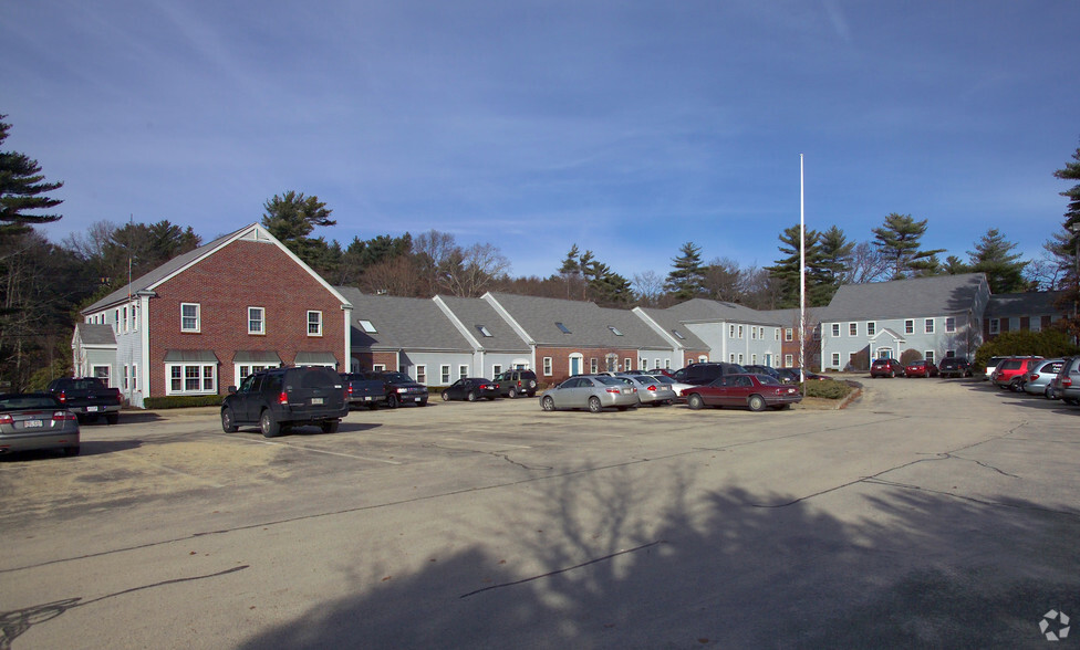 475 School St, Marshfield, MA à vendre - Photo principale - Image 1 de 1