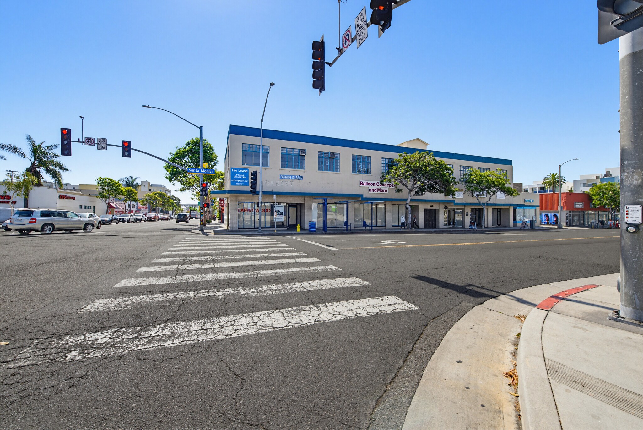 718-734 Santa Monica Blvd, Santa Monica, CA à louer Photo du bâtiment- Image 1 de 24