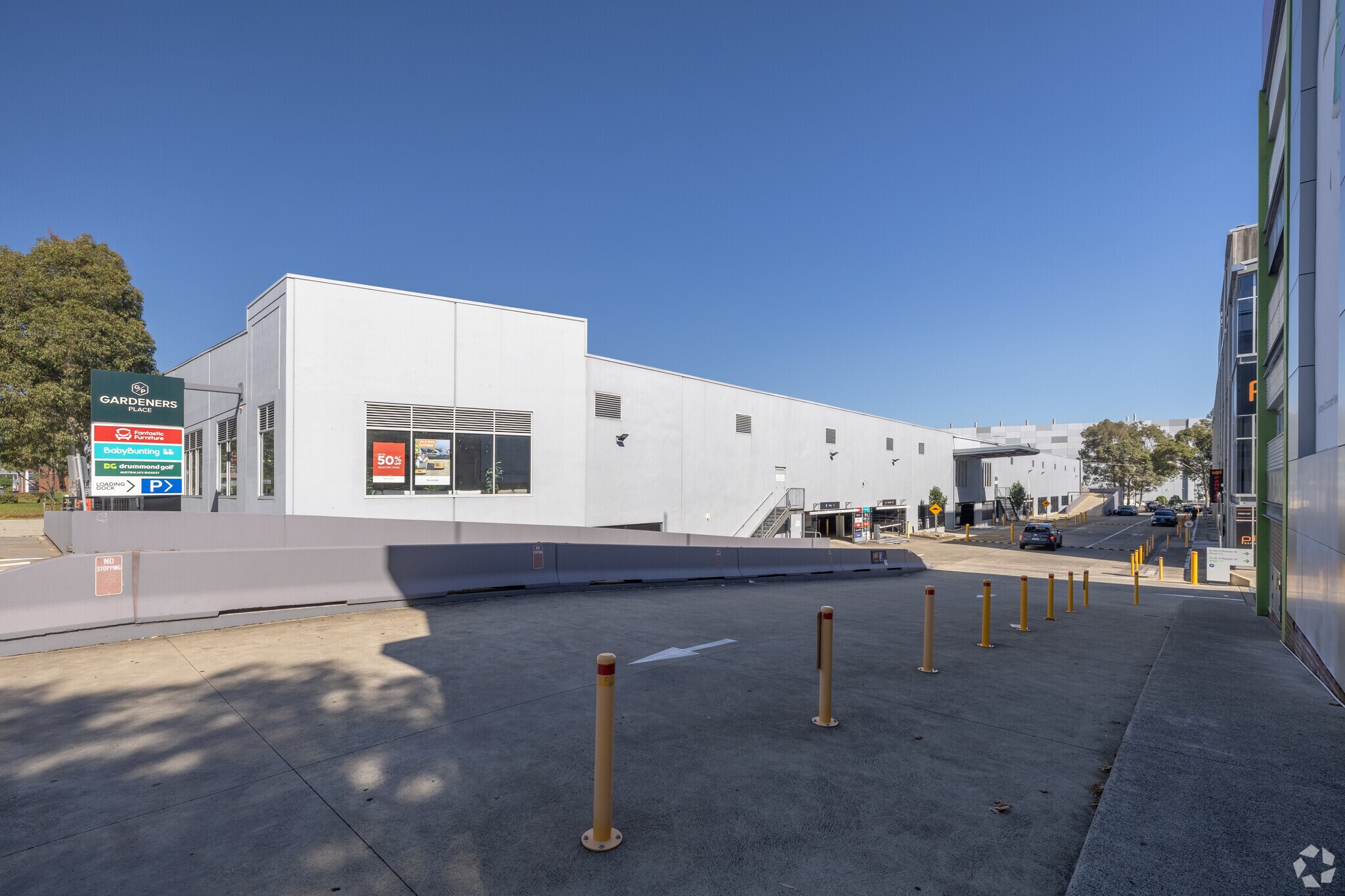494-504 Gardeners Rd, Alexandria for lease Primary Photo- Image 1 of 6