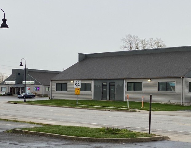 2600 Roosevelt Rd, Valparaiso, IN for lease - Building Photo - Image 2 of 6