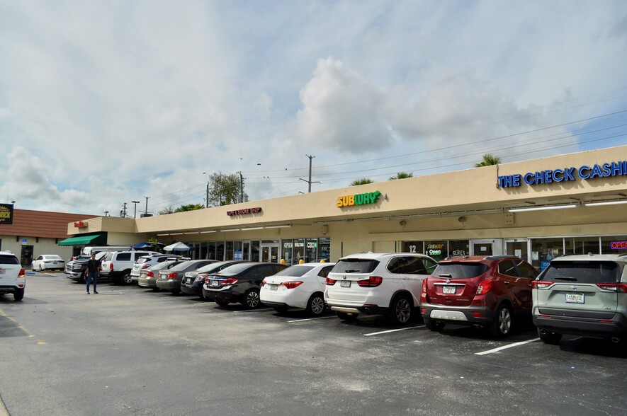 455 S Dixie Hwy, Coral Gables, FL for lease - Building Photo - Image 3 of 3