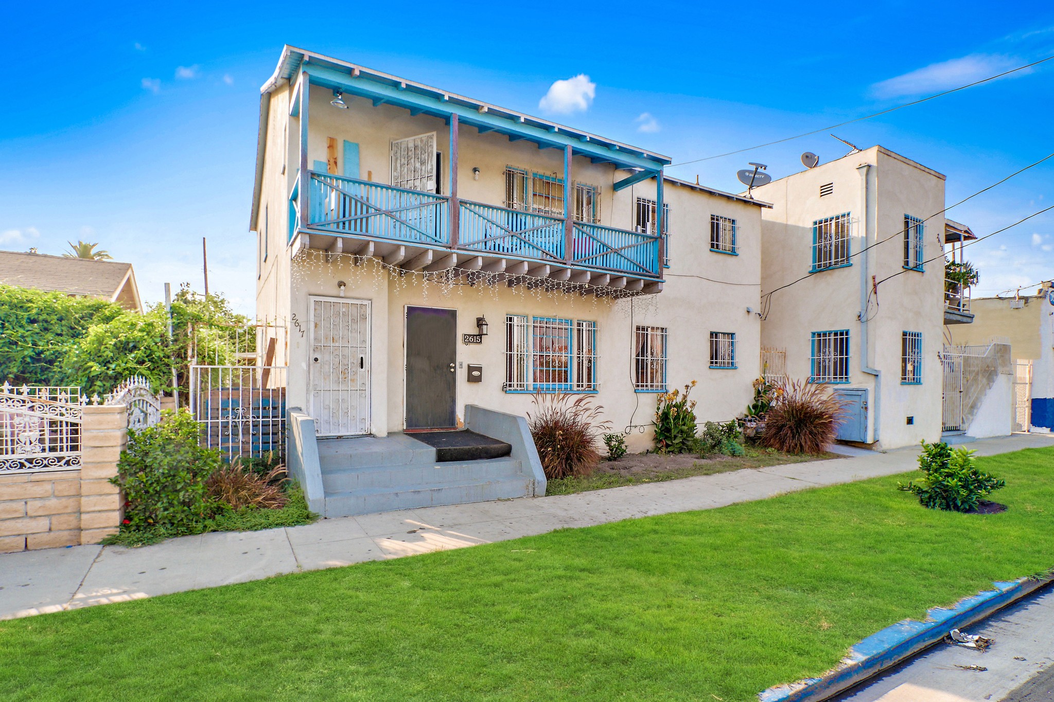 2611 Vineyard Ave, Los Angeles, CA for sale Building Photo- Image 1 of 1