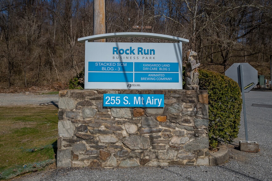 255 S Mount Airy Rd, Coatesville, PA for lease - Building Photo - Image 3 of 5