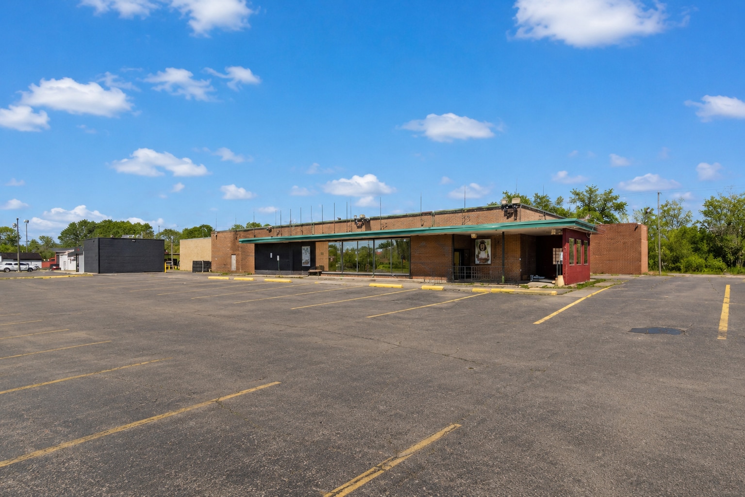 3232 Central Ave, Lake Station, IN for lease Building Photo- Image 1 of 1