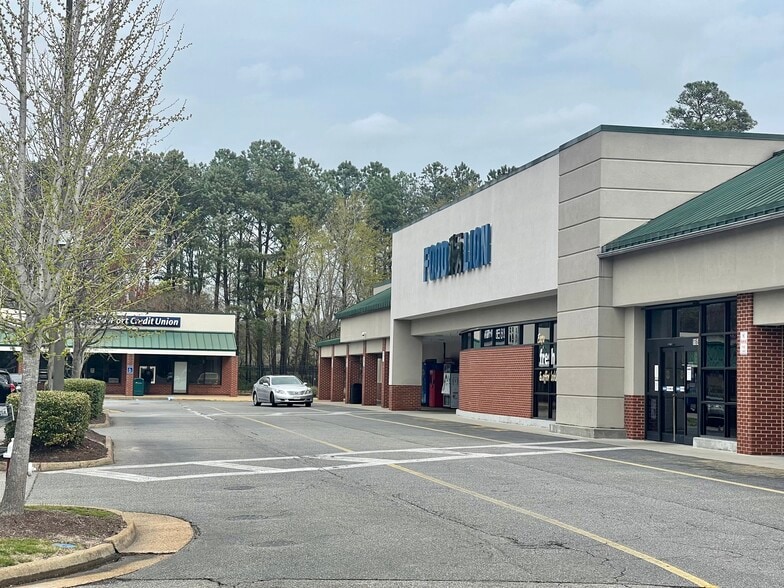 1122-1192 Big Bethel Rd, Hampton, VA for lease - Building Photo - Image 1 of 9