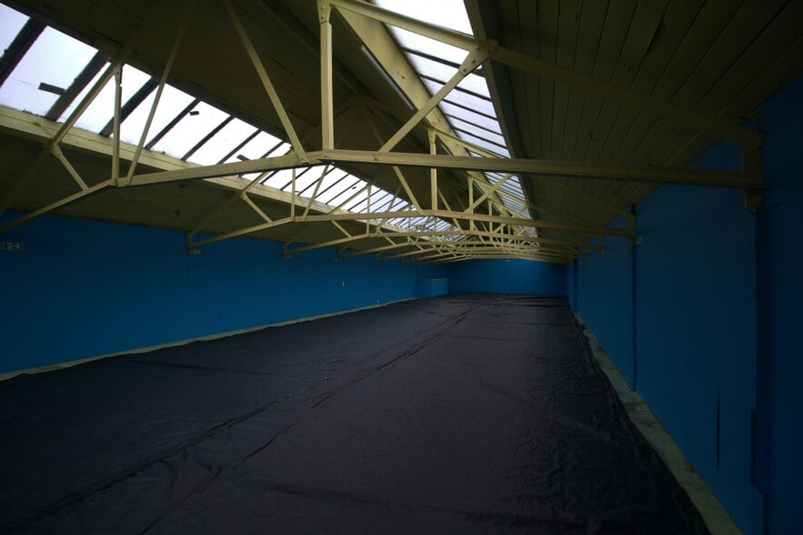 19 Maplebeck Close, Coventry for lease - Building Photo - Image 2 of 7