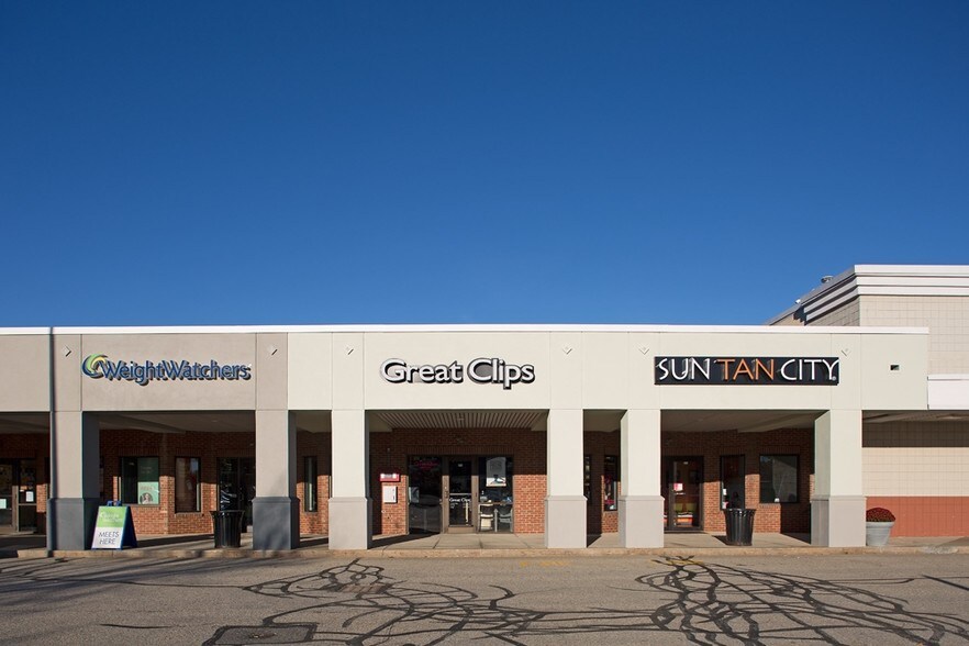 701-875 Central Ave, Dover, NH à louer - Photo du bâtiment - Image 3 de 9